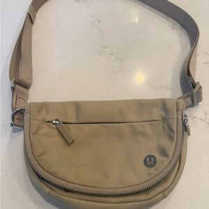 Lululemon all night festival bag